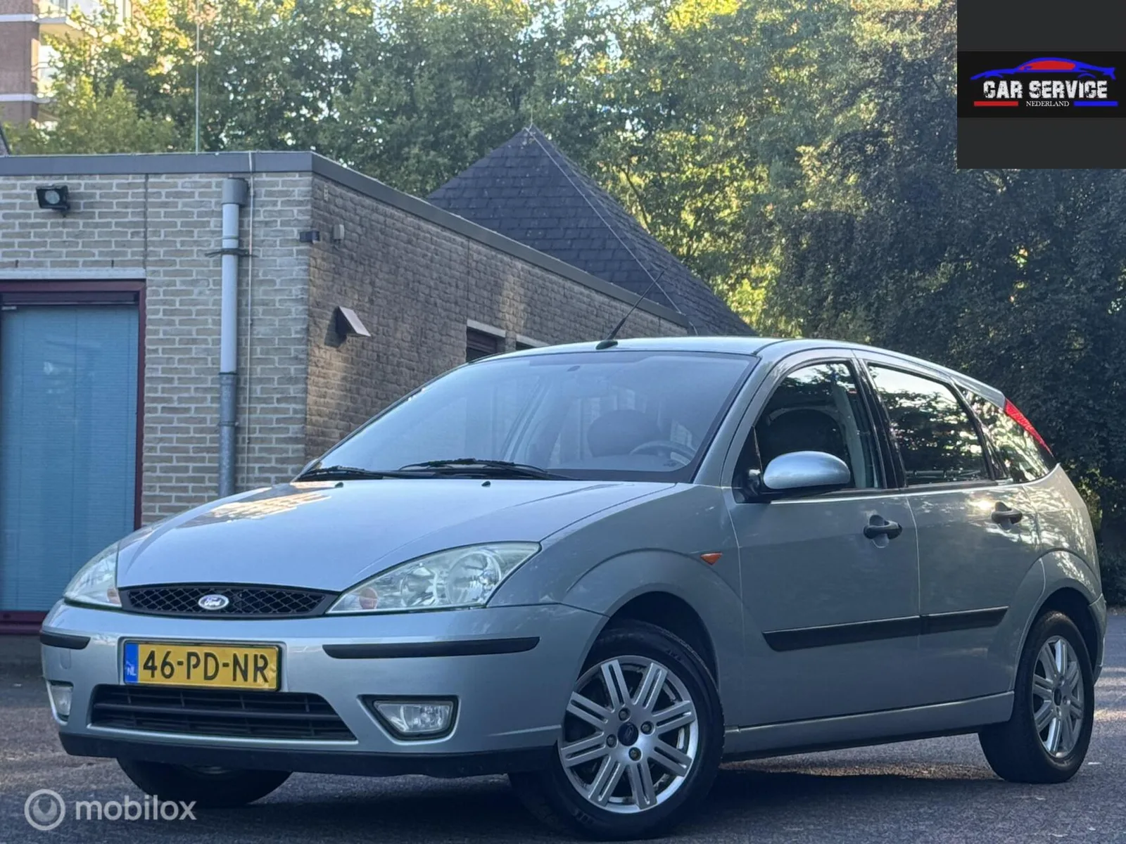 Ford Focus (2004) — foto 1