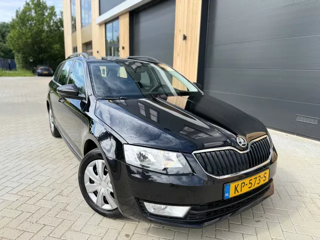 Škoda Octavia (2016) — foto 1