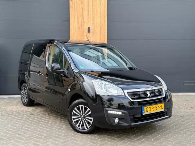 Peugeot Partner (2018) — foto 1