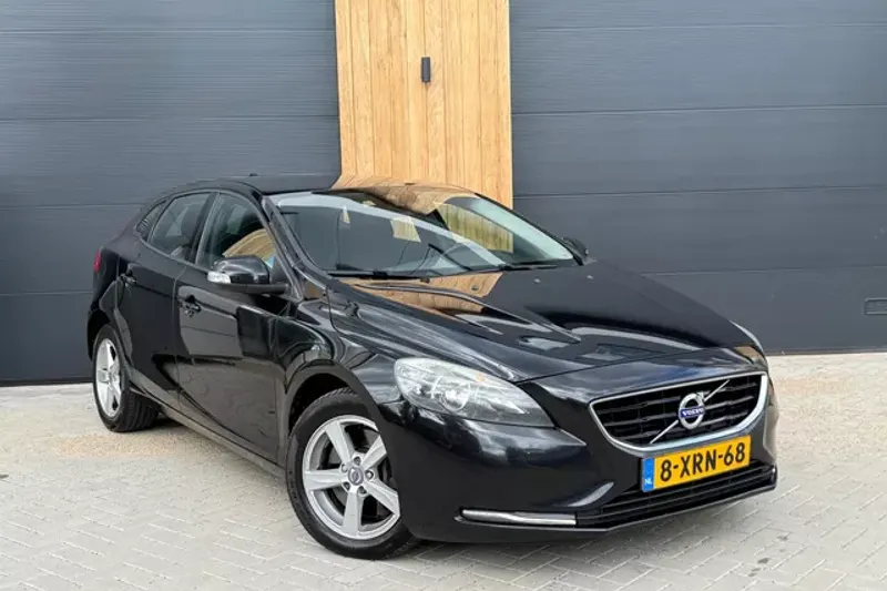 Volvo V40 (2014)