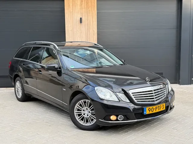 Mercedes-Benz E-Klasse (2011) — foto 1