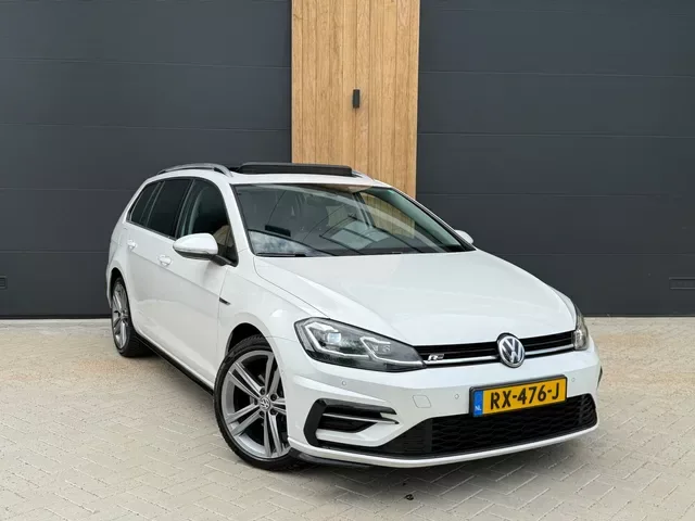 Volkswagen Golf (2018) — foto 1