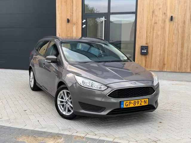 Ford Focus (2015) — foto 1