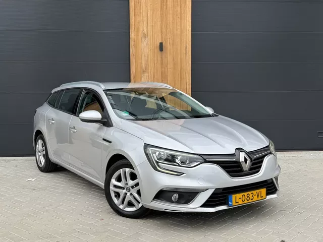 Renault Mégane (2018) — foto 1