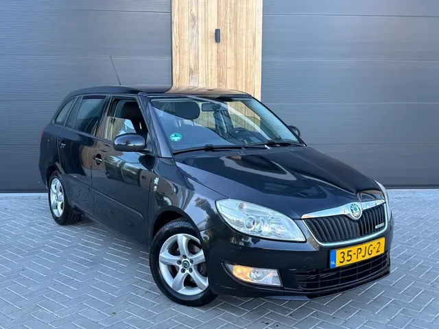 Škoda Fabia (2011) — foto 1