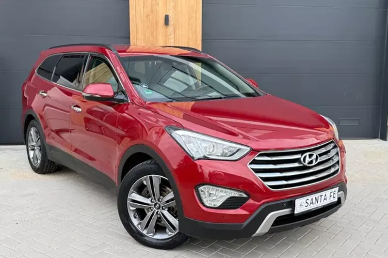 Hyundai Santa Fe (2015)