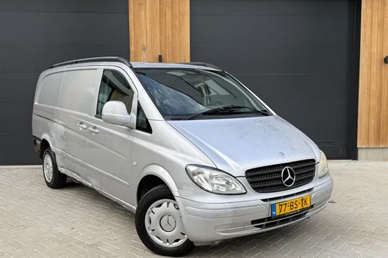 Mercedes-Benz Vito (2005)