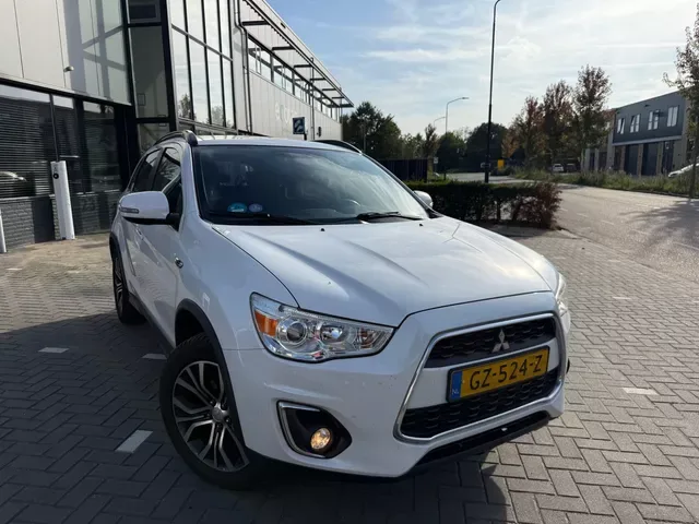 Mitsubishi ASX (2015) — foto 1