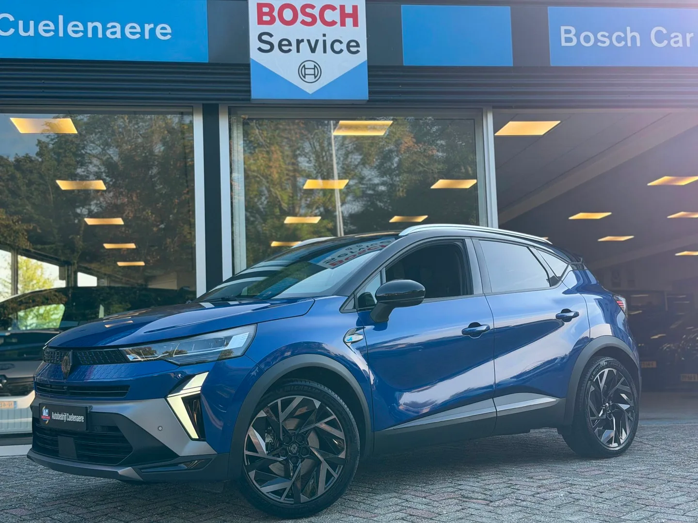 Renault Captur (2024) — foto 1