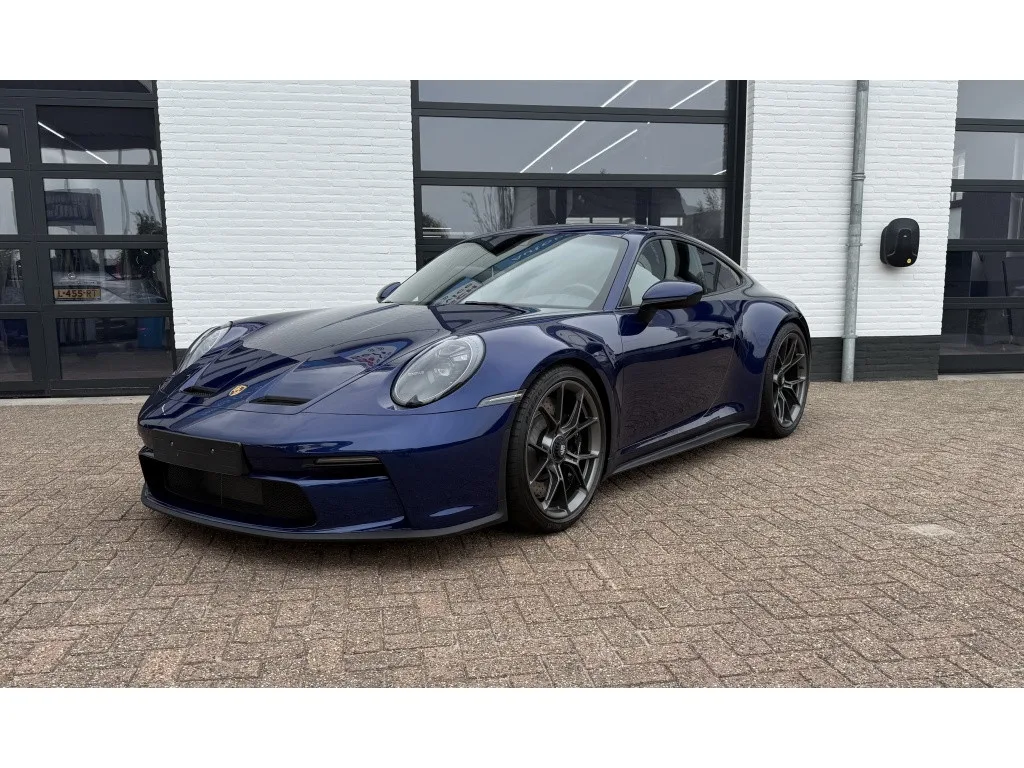 Porsche 911 (2023) — foto 1