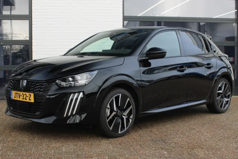 Peugeot 208 (2024)