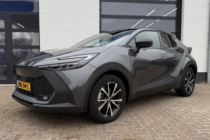 Toyota C-HR (2025)