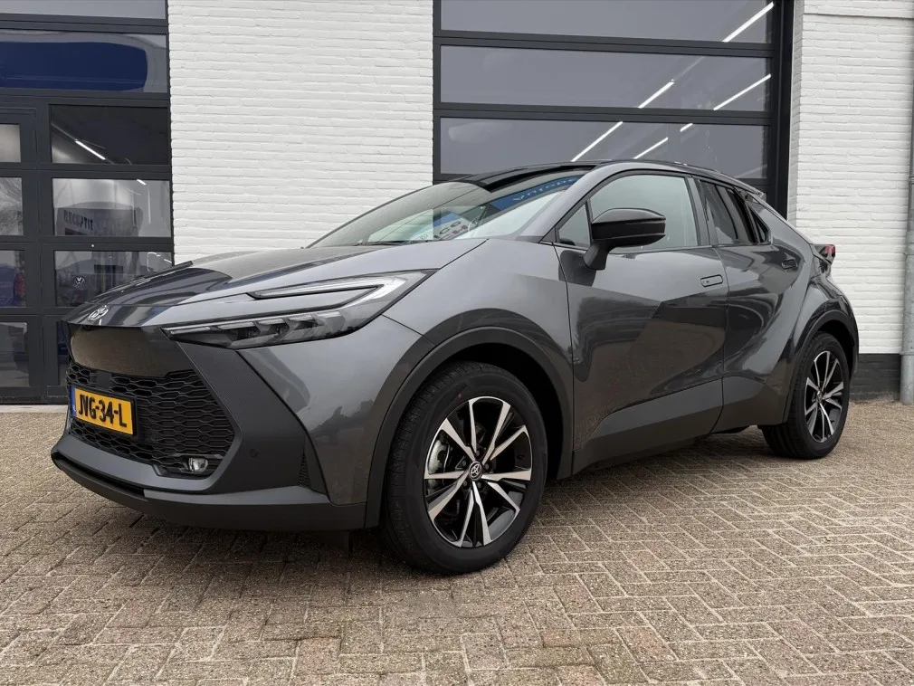 Toyota C-HR (2025) — foto 1