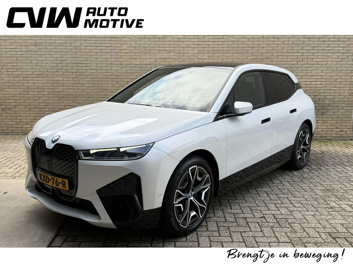 BMW iX (2023) — foto 1