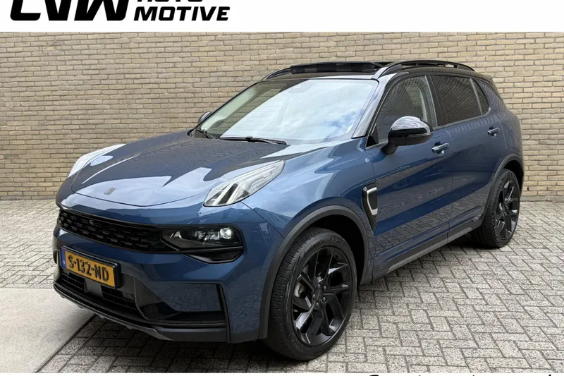 Lynk & Co 01 (2023)