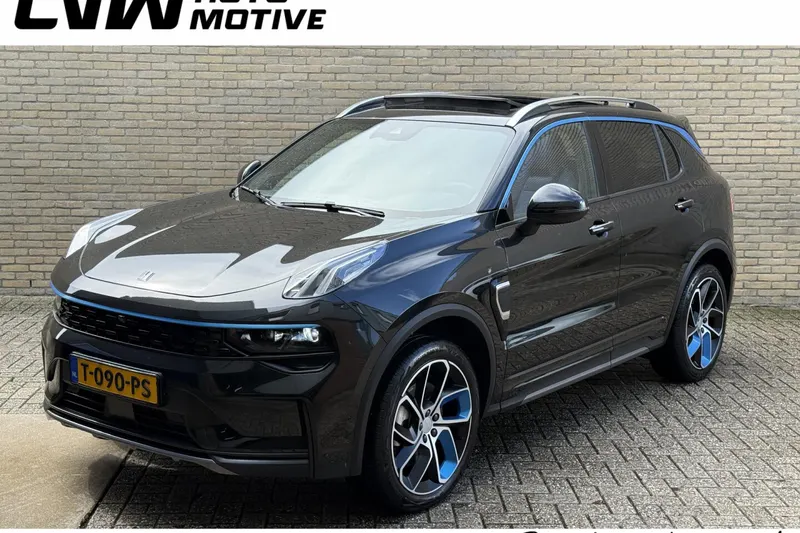 Lynk & Co 01 (2023)