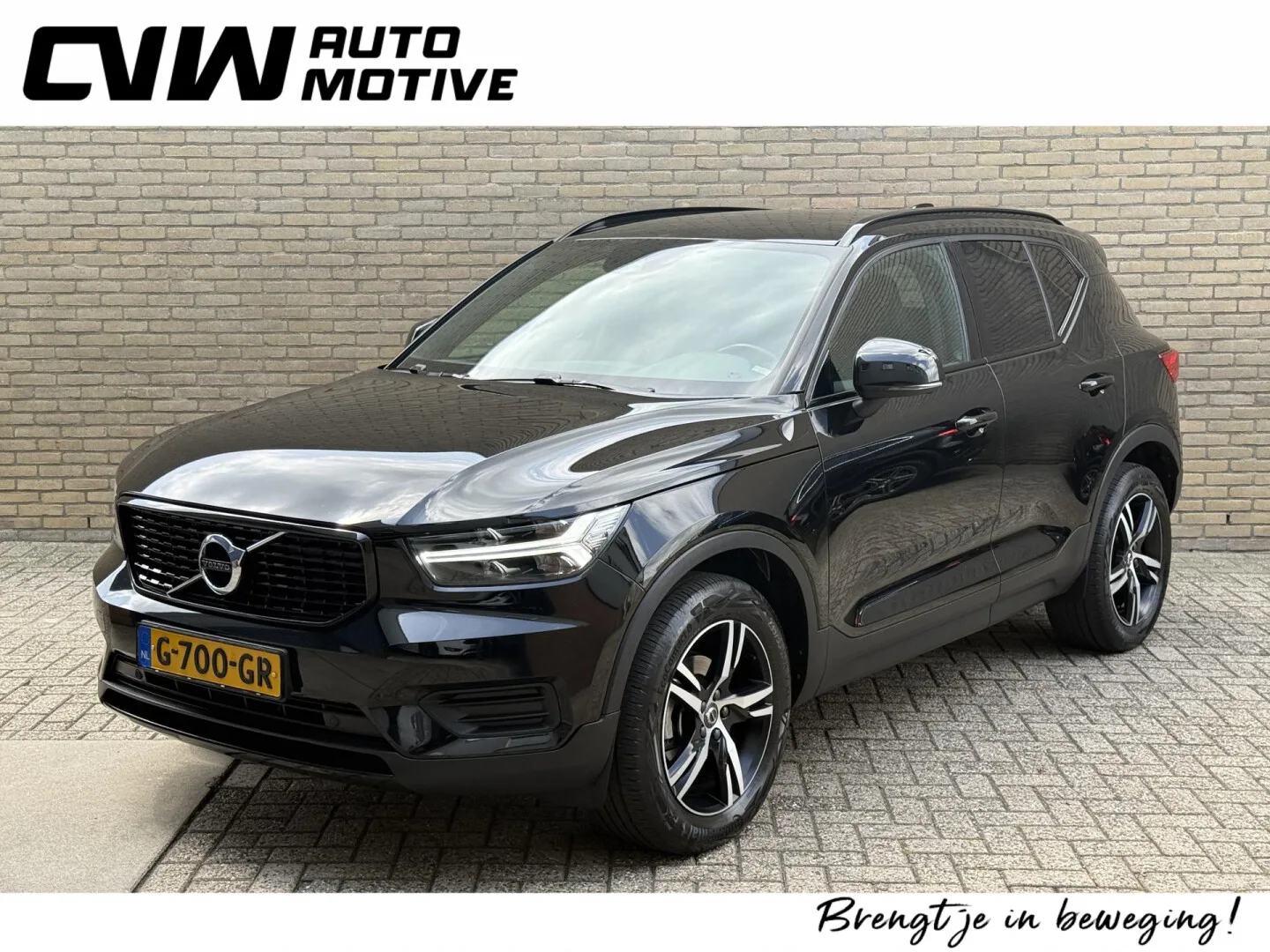 Volvo XC40 (2019) — foto 1
