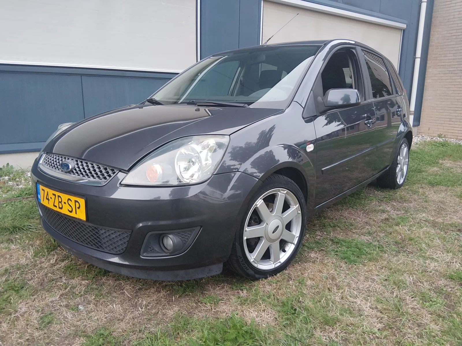 Ford Fiesta (2007) — foto 1