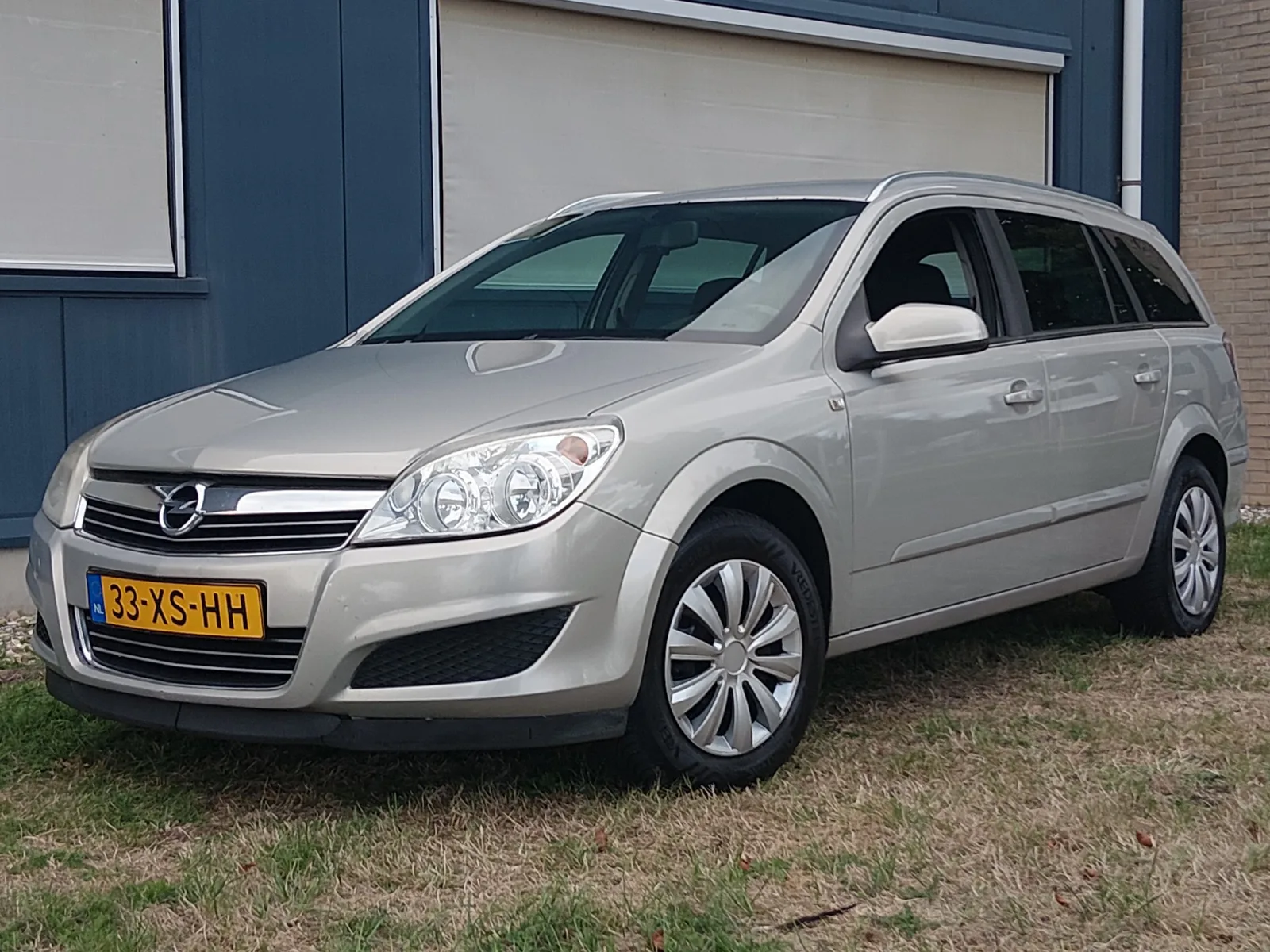 Opel Astra (2007) — foto 1