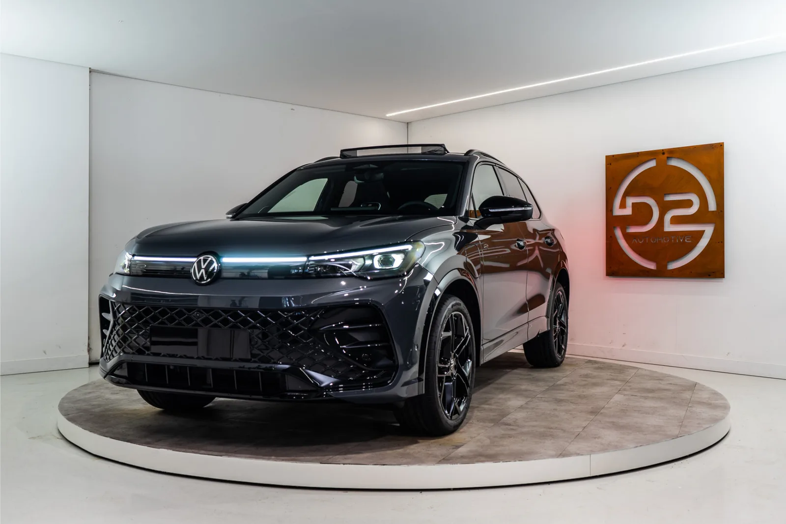 Volkswagen Tiguan (2025) — foto 1