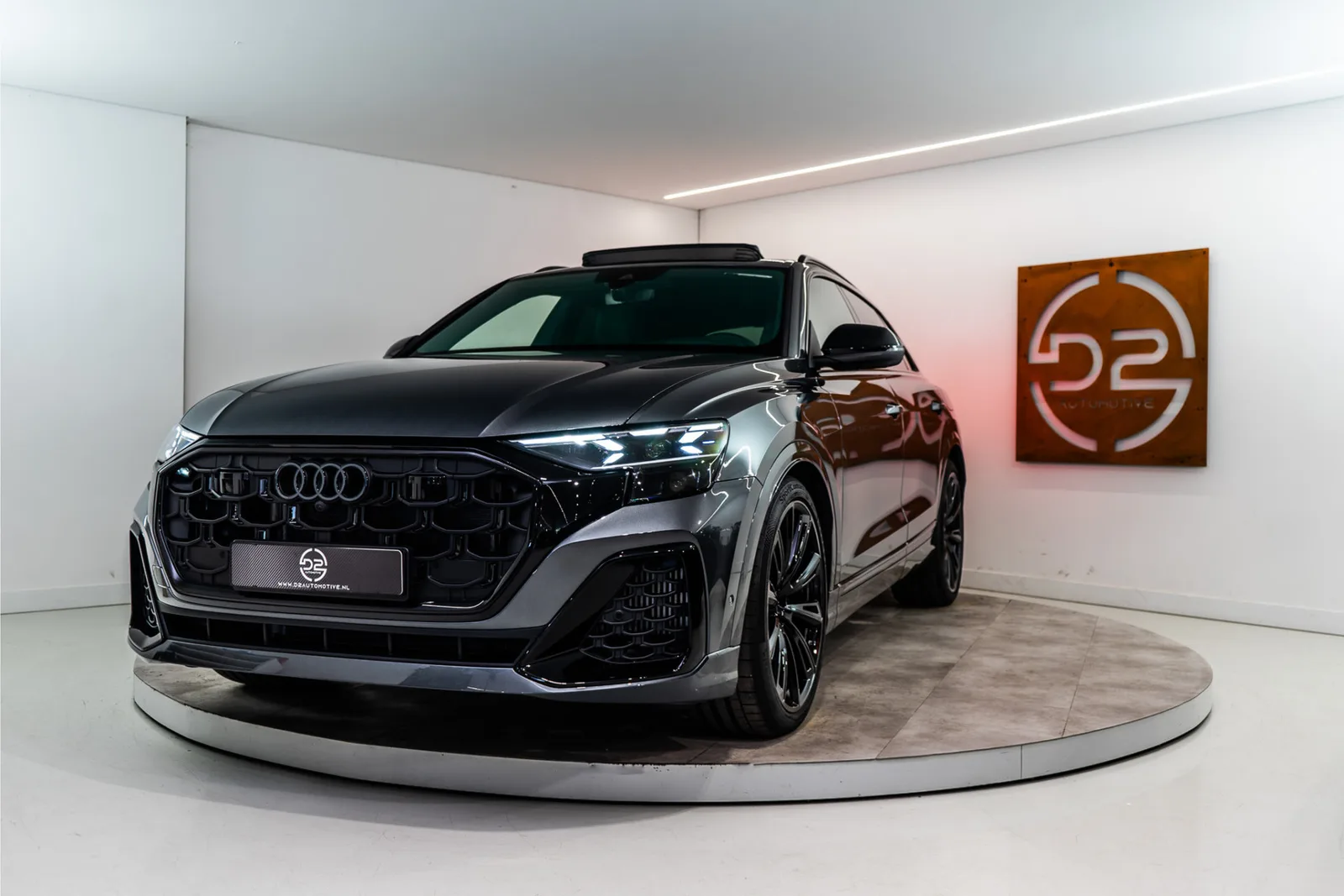Audi Q8 (2025) — foto 1