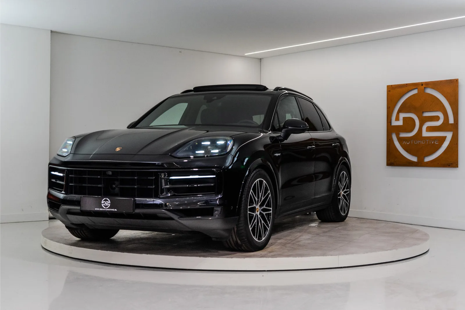 Porsche Cayenne (2024) — foto 1