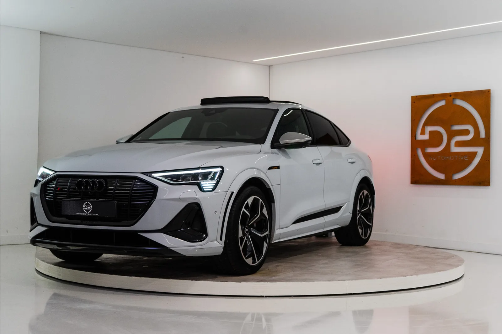 Audi e-tron (2022) — foto 1
