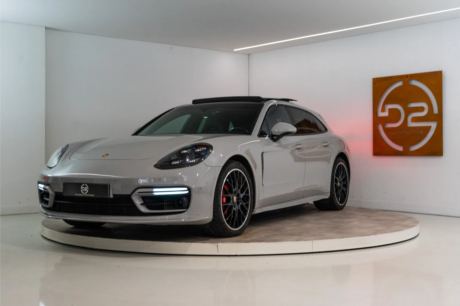 Porsche Panamera (2021) — foto 1