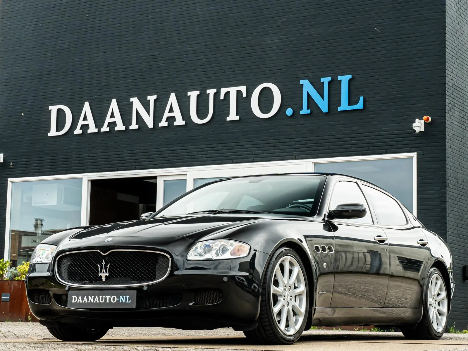 Maserati Quattroporte (2006) — foto 1
