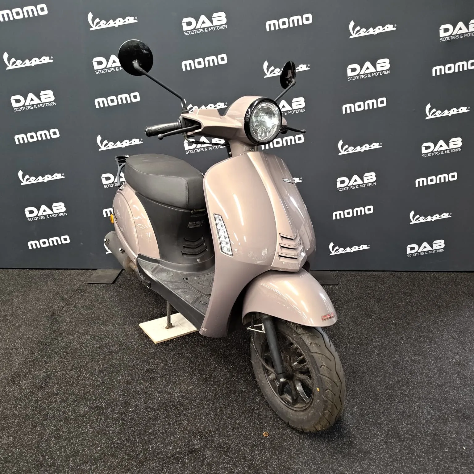 MOMO Mito (2025) — foto 1