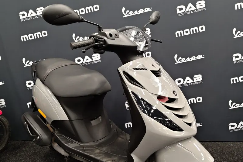 Piaggio Zip Bromscooter (2024)