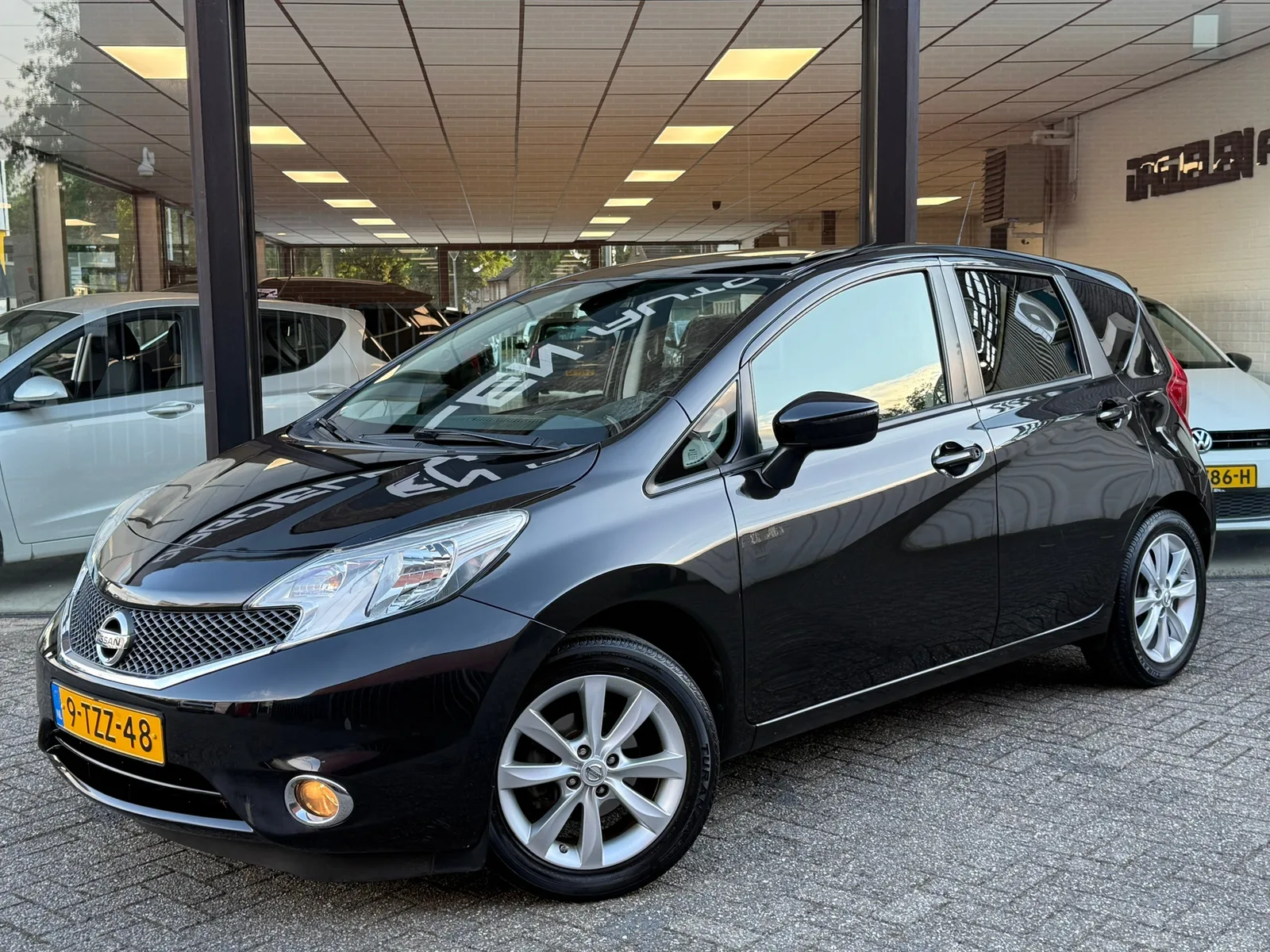 Nissan Note (2014) — foto 1