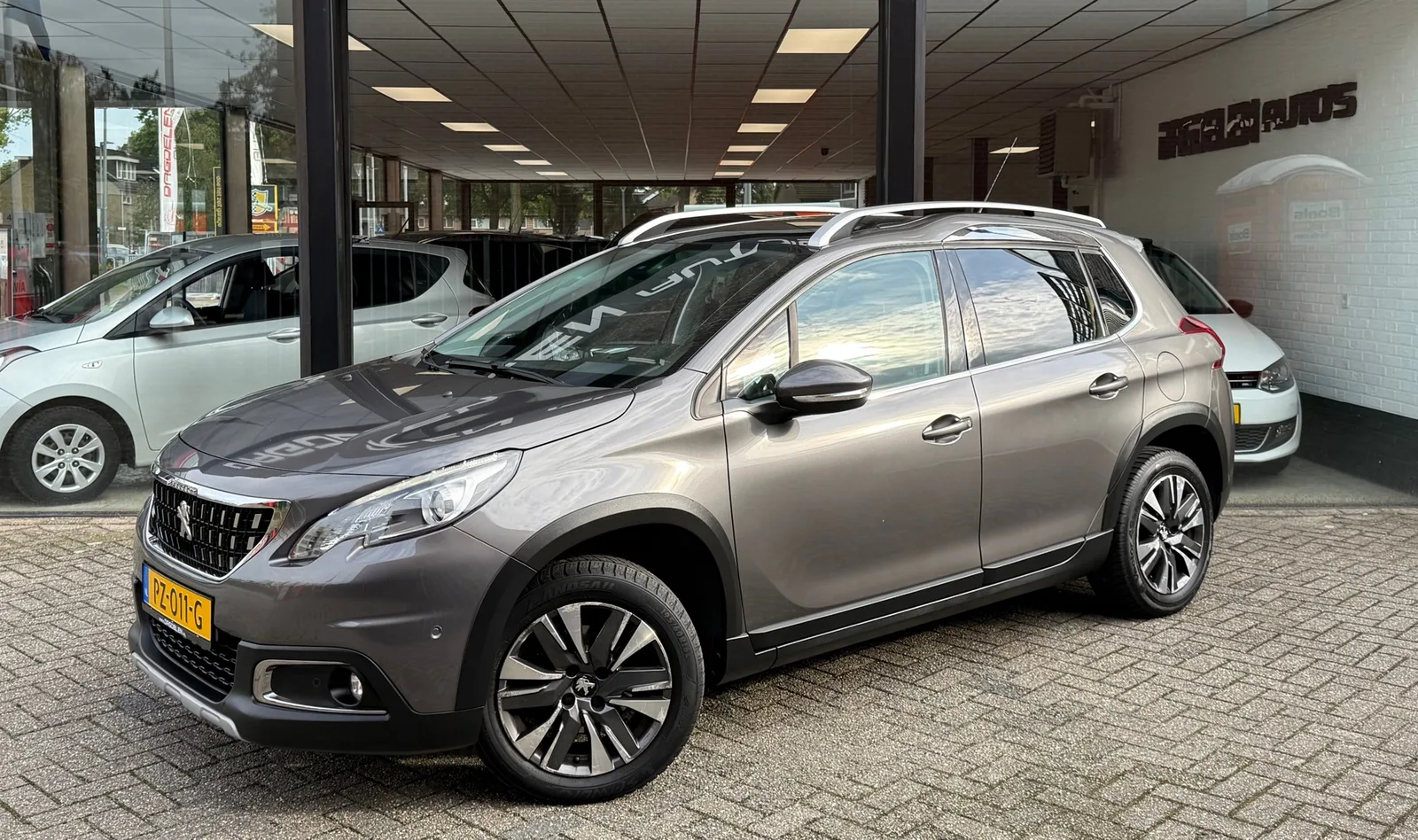 Peugeot 2008 (2017) — foto 1
