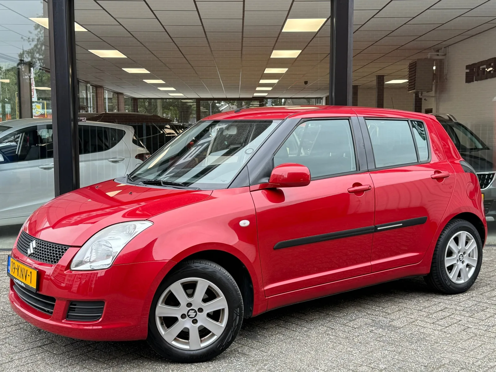 Suzuki Swift (2010) — foto 1