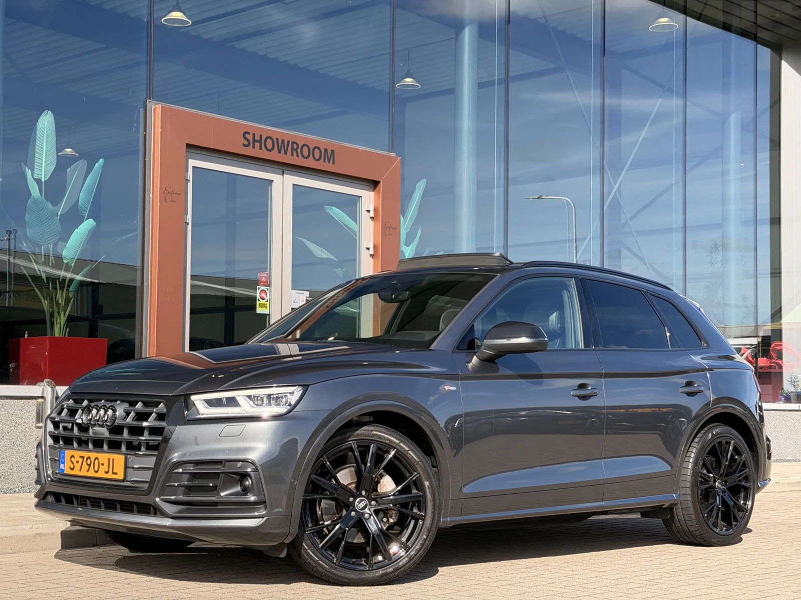 Audi Q5 (2017) — foto 1