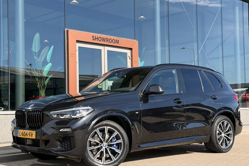 BMW X5 (2021)