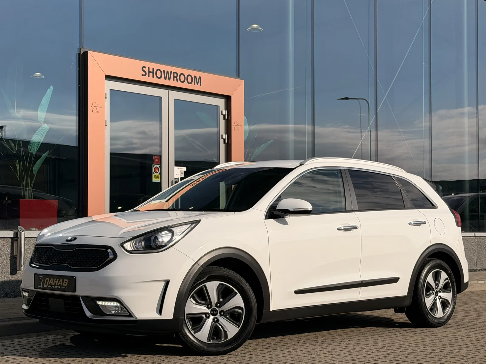 Kia Niro (2018) — foto 1