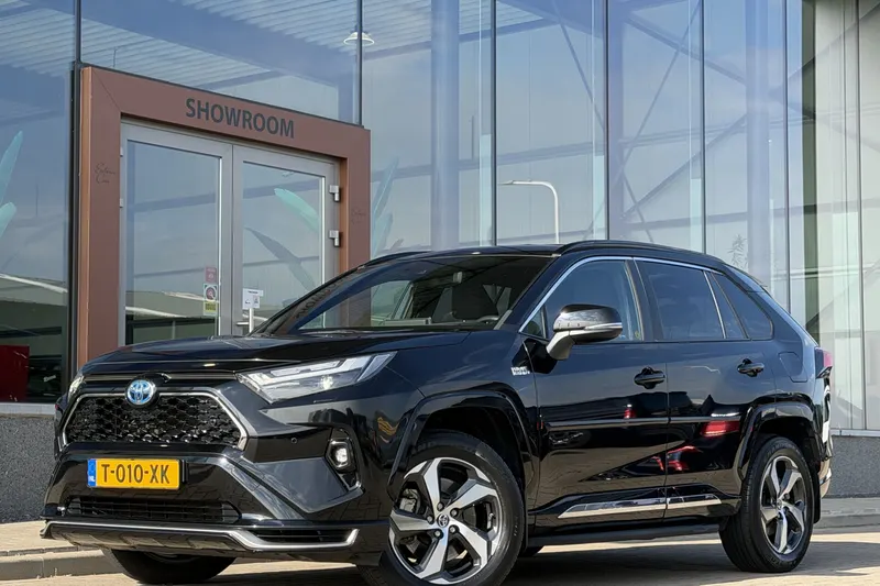 Toyota RAV4 (2022)