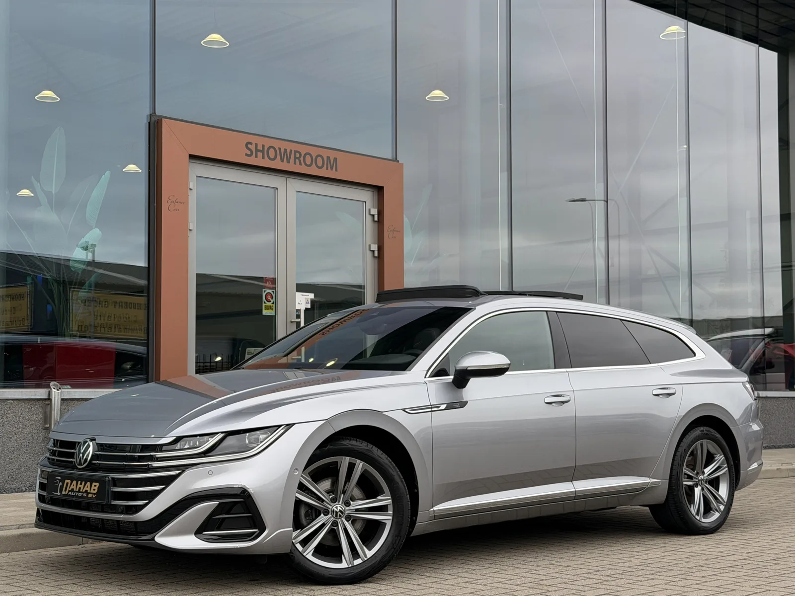 Volkswagen Arteon Shooting Brake (2021) — foto 1