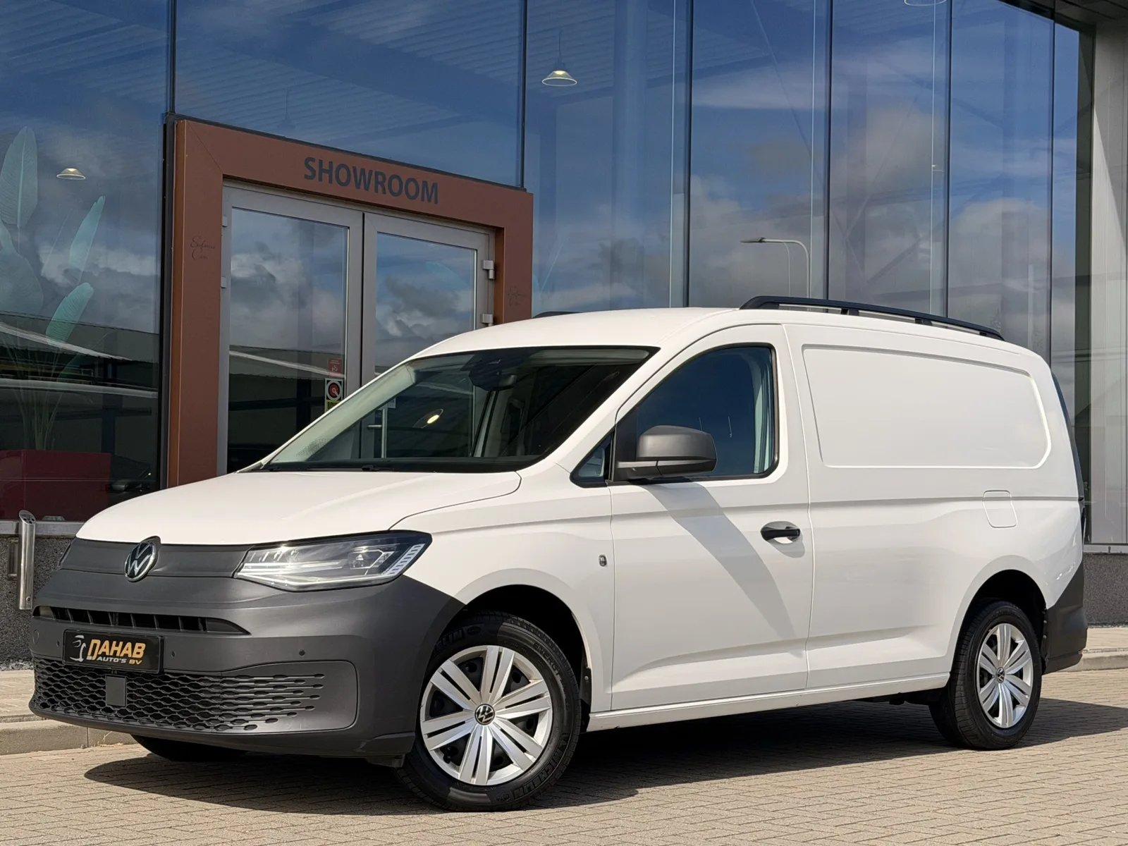 Volkswagen Caddy (2022) — foto 1