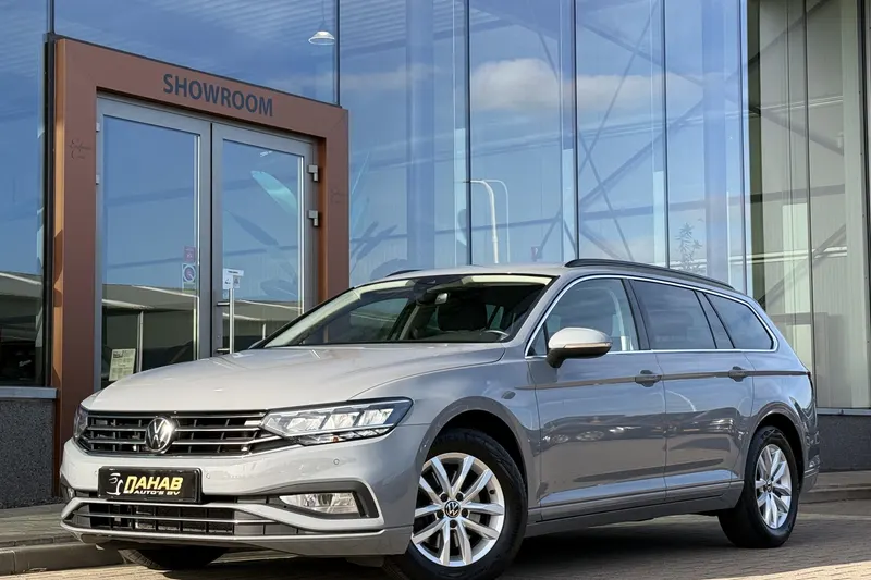 Volkswagen Passat (2023)