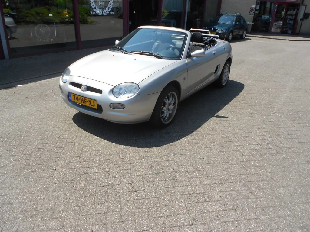 MG F (2001) — foto 1