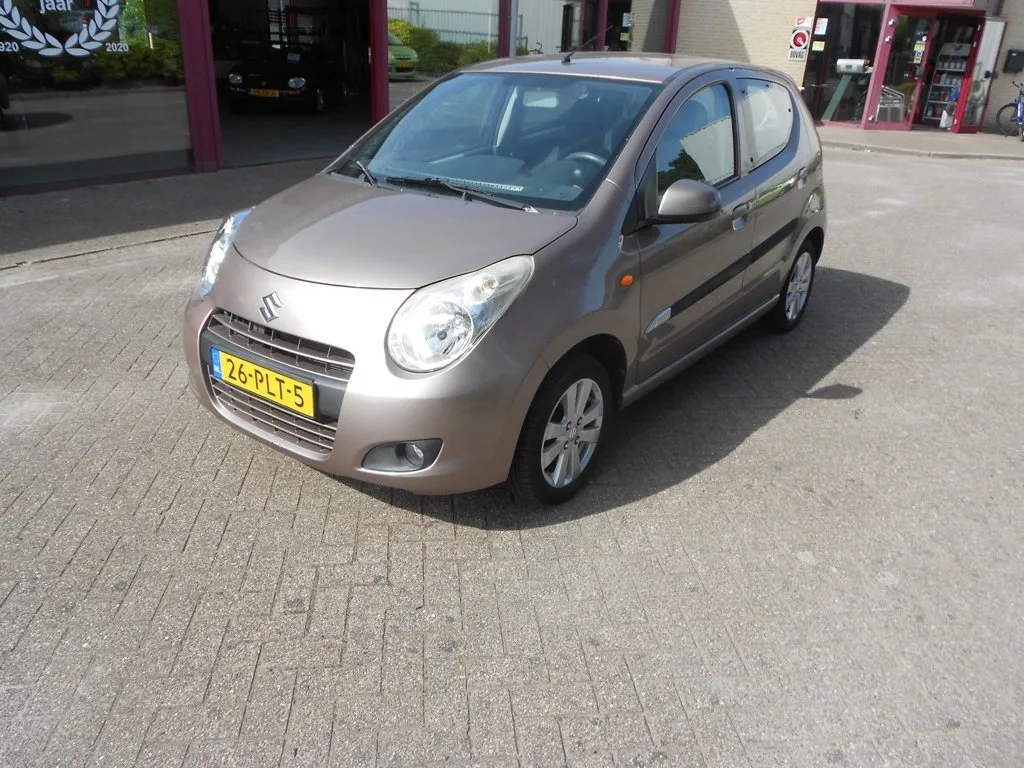 Suzuki Alto (2011) — foto 1