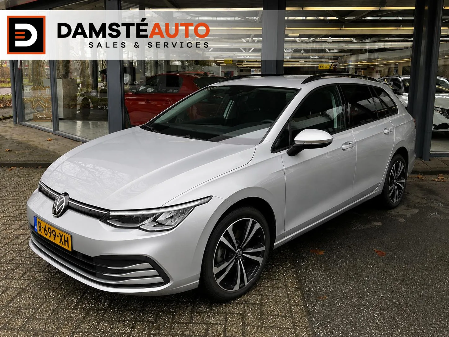 Volkswagen Golf (2022) — foto 1