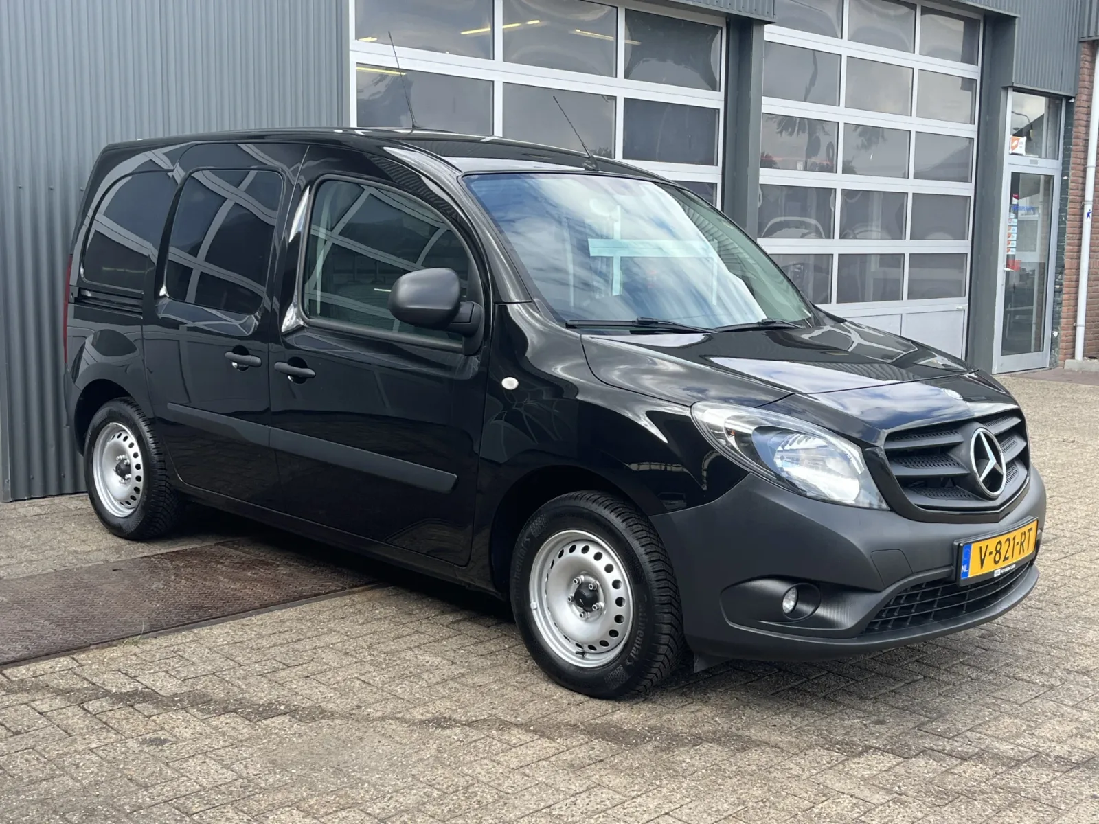 Mercedes-Benz Citan (2018) — foto 1