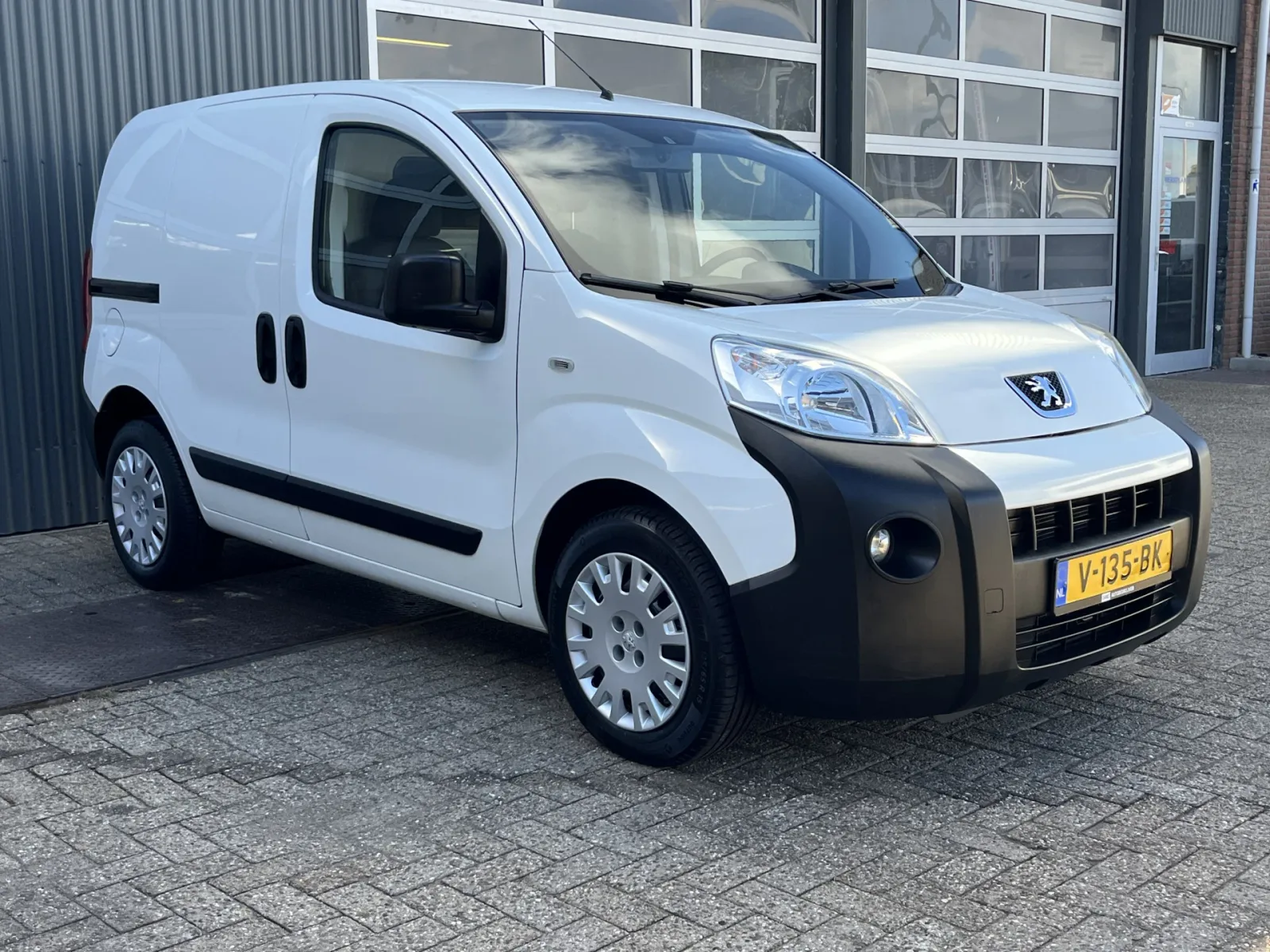 Peugeot Bipper (2016) — foto 1