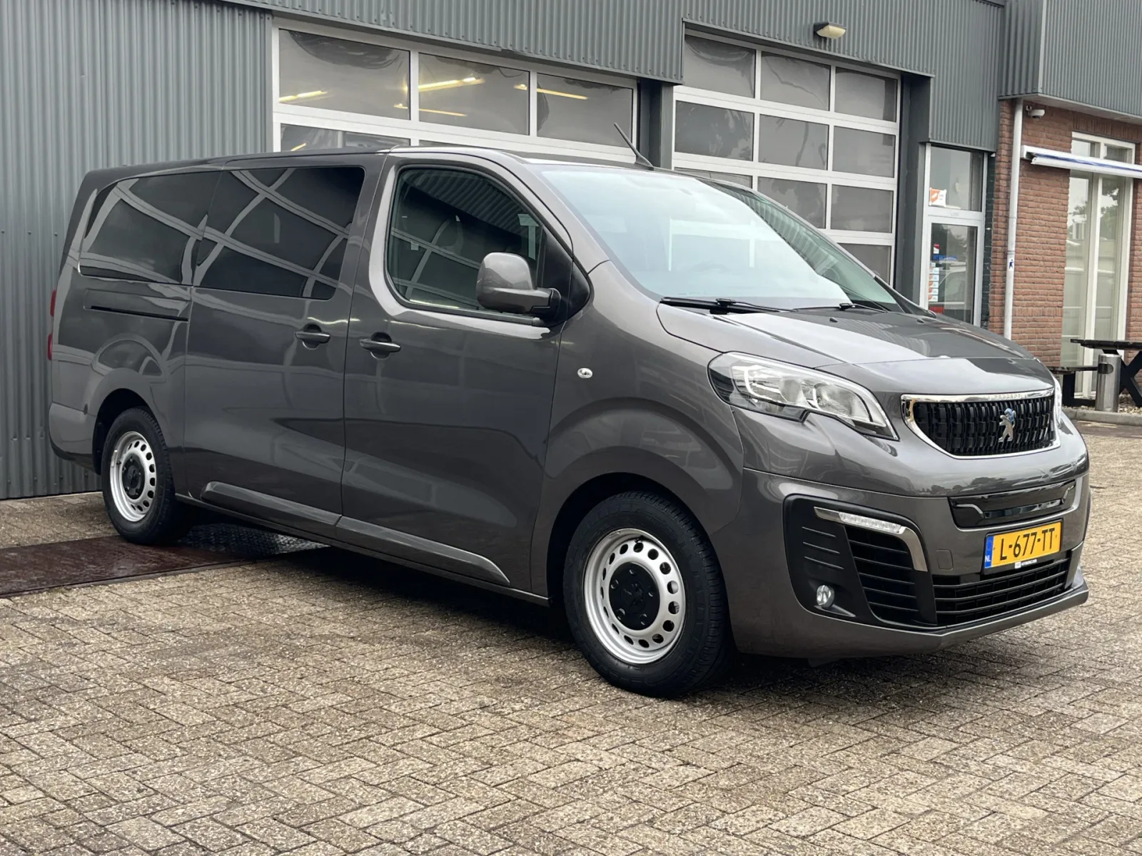 Peugeot e-Expert (2021) — foto 1