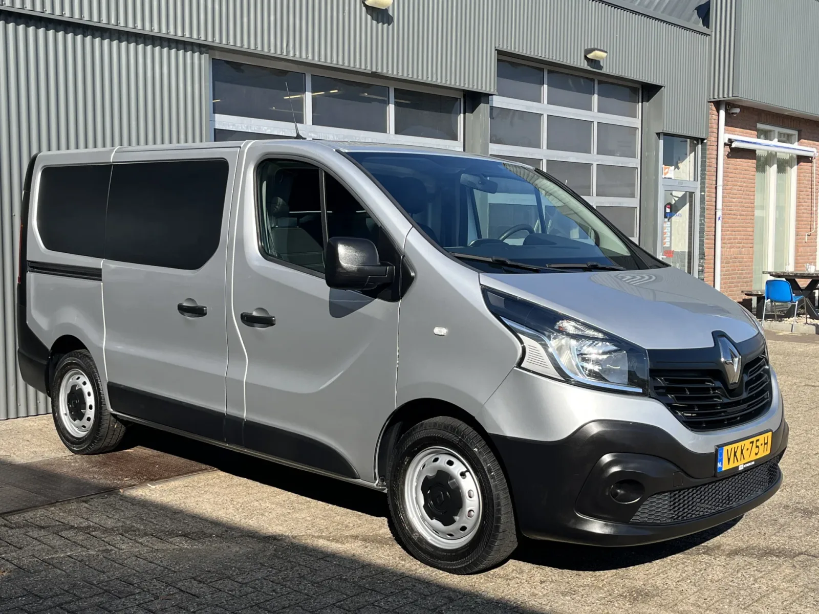 Renault Trafic (2016) — foto 1