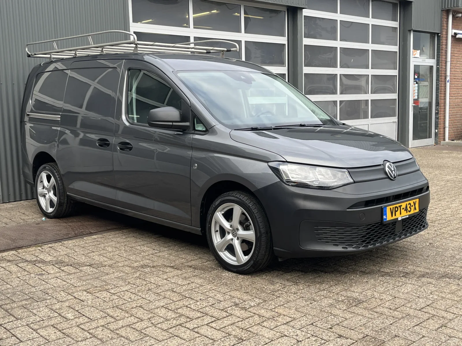 Volkswagen Caddy (2022) — foto 1