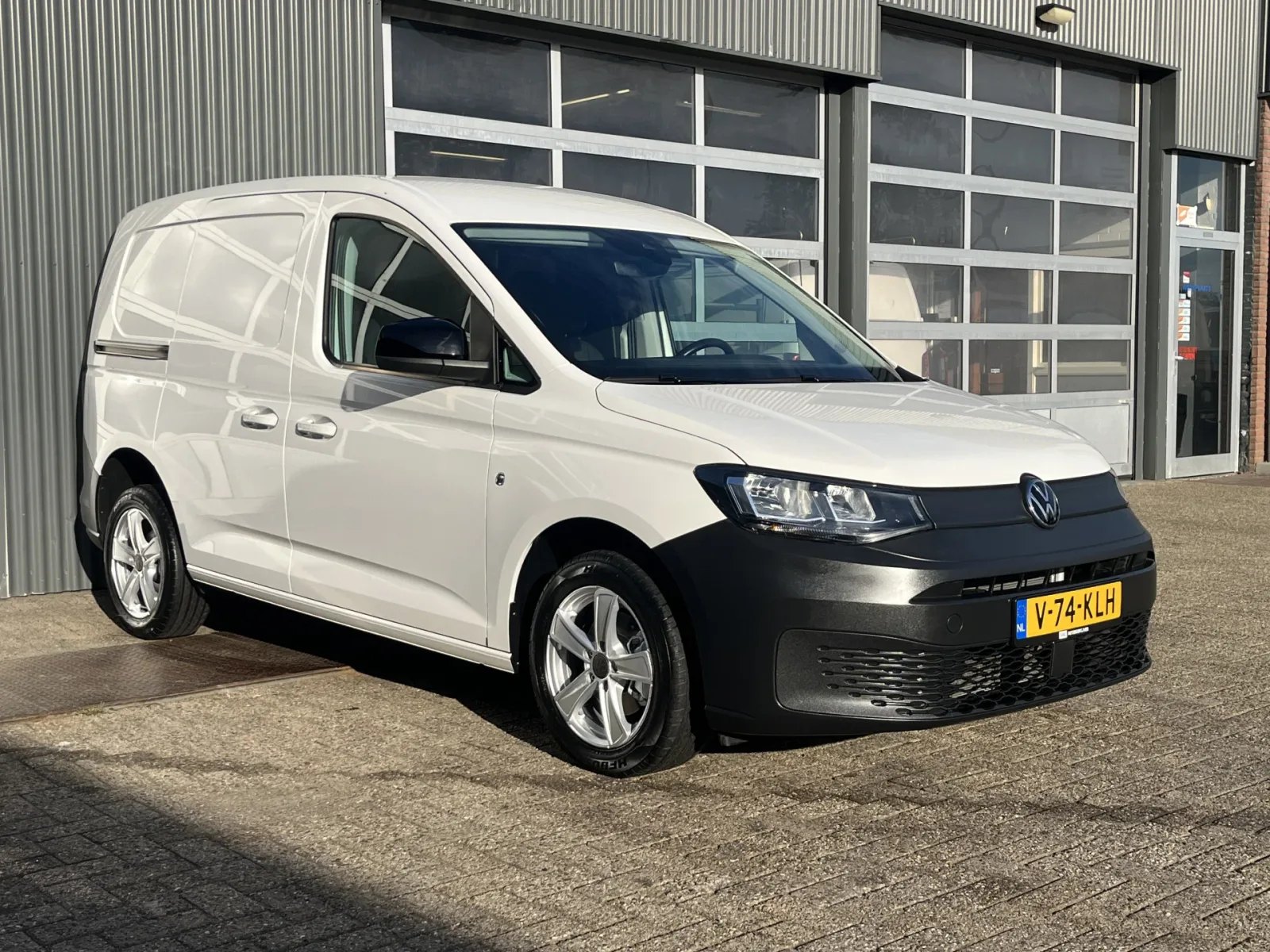 Volkswagen Caddy (2024) — foto 1